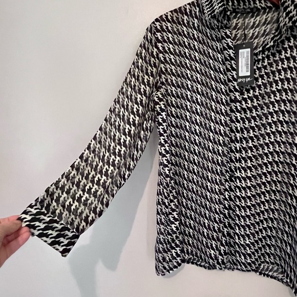 Nasty Gal Houndstooth Sparkle Sheer Button-Down β NWT (Size 12) β¨ - Picture 4 of 8